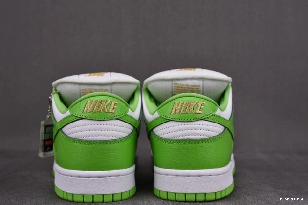 HYPE Air Moments WMNS Frozen AQ9129-001 4 Jordan 0707